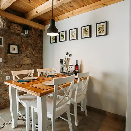 Charming Old Stone House Appartement