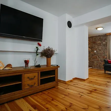 Charming Old Stone House *