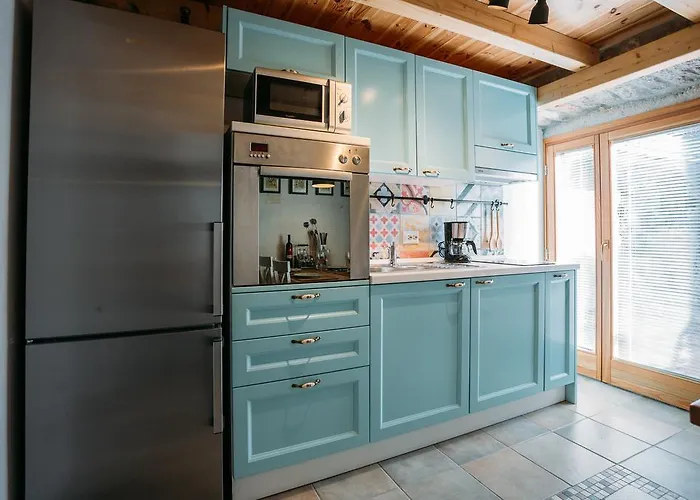 아파트 Charming Old Stone House