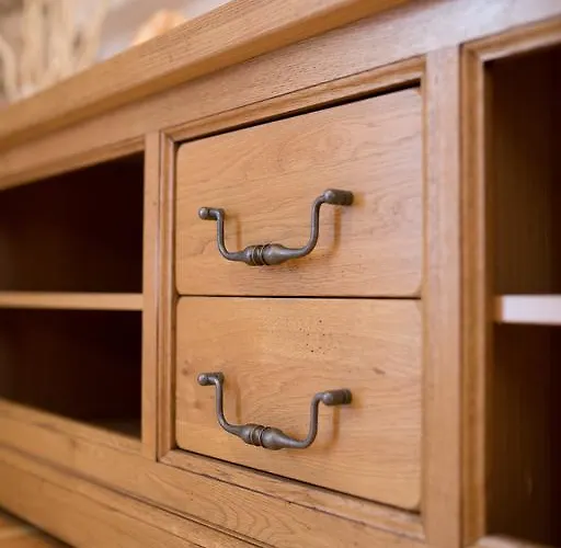 Charming Old Stone House 아파트 살리