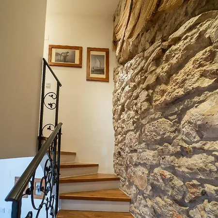 Charming Old Stone House *