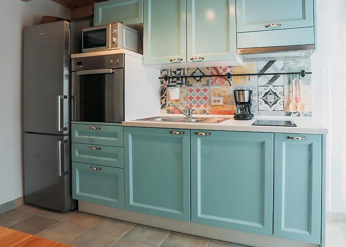 Charming Old Stone House Apartman Sali