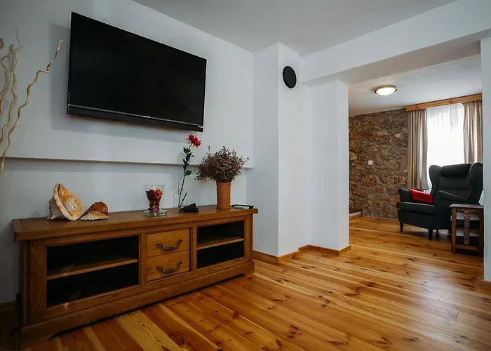 Charming Old Stone House *